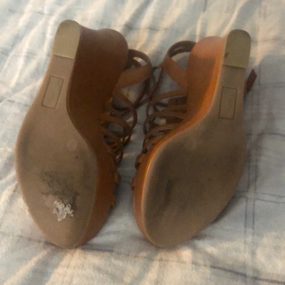 Fun and cute wedges - Picture 4 of 5